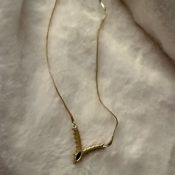 Christian Dior Vintage Gold tone V-shaped Swarovski crystals - Picture 10 of 16